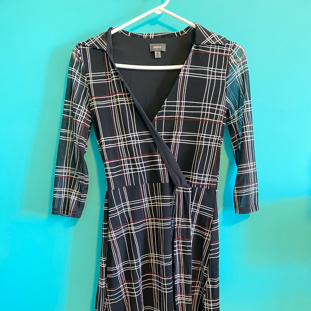 Back tie dress